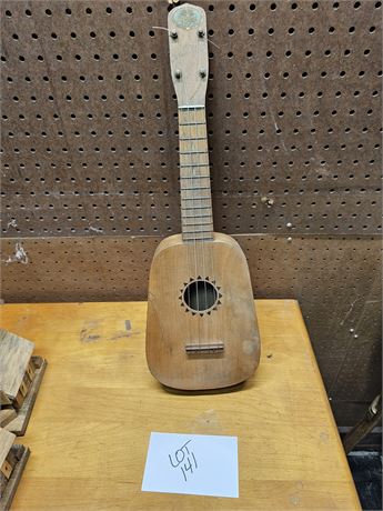 Regal Ukulele with Diamond Inlay