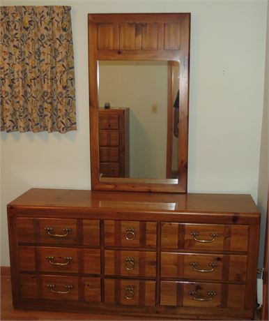 Huntley Furniture Dresser With Mirror