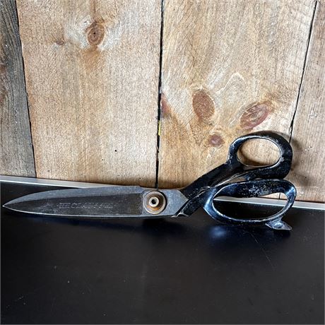 Antigue Clauss No 4 N Taylors Shears