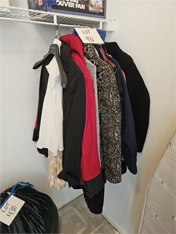 Ladies Clothes Lot : Nautica / Mada / Reaction