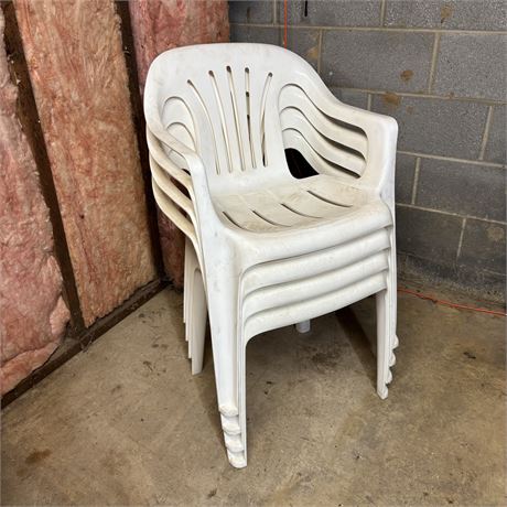 Set of 4 White, Plastic Lawn Chairs