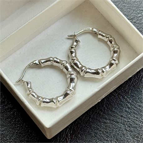 14K White Gold Hoop Earrings - 2.13g
