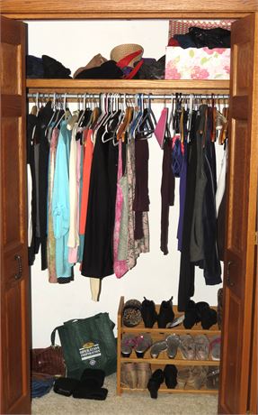 Closet Cleanout: Women's Clothing & Shoes