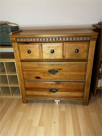 Small Chest Of Drawers