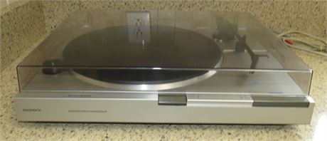 Magnavox Turntable