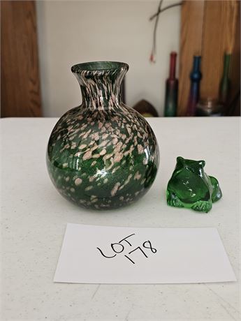 Murano Forest Green with Copper Glitter Vase & Ganz Lucky Little Glass Frog