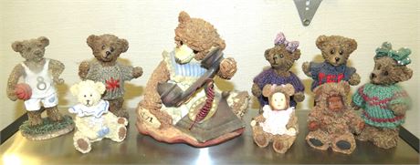 Bear figurines