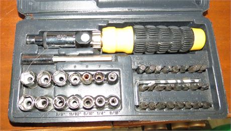 Screwdriver/ Bit / Socket Set