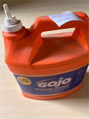 Gojo Natural Orange Pumice Hand Cleaner