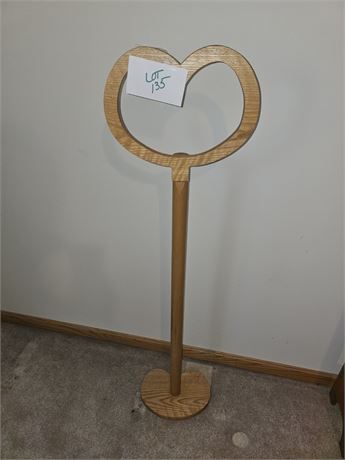 Wood Heart Quilt Holder