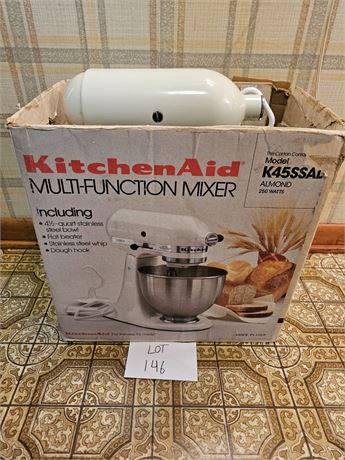 Kitchen Aid- Multifunction Mixer Model# K45SSAL, With Dough Hook & Mixer
