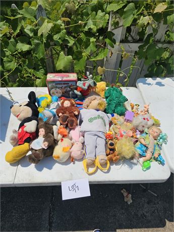 Mixed Plush Toy Lot