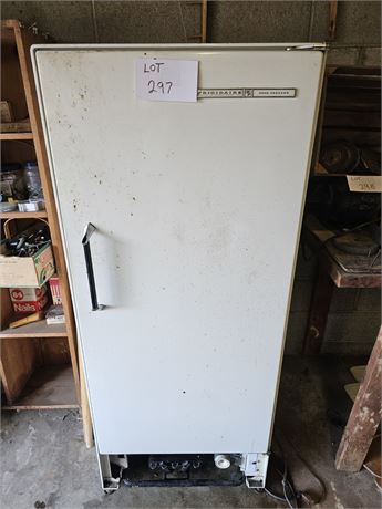 Frigidaire Freezer