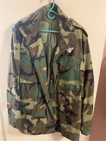 Camo Jacket Size Medium Long