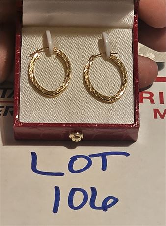 14K Gold Hoop Earrings 0.6 DWT