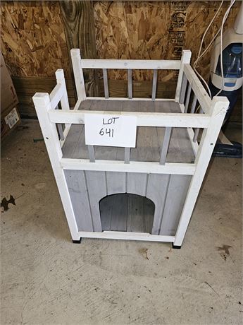 Wood Cathouse/Bed