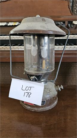 Vintage Coleman Lantern Model 275