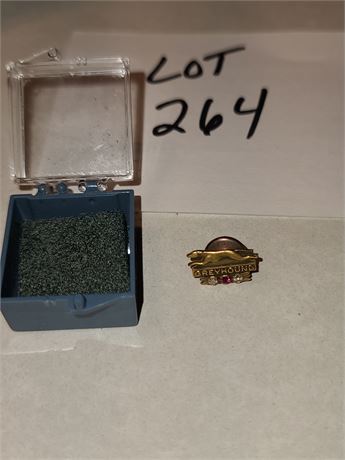 14kt Gold Greyhound Service Pin  .7 dwt