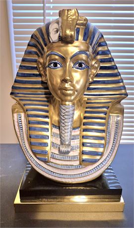 Replica of The Mask of Tutankhamun