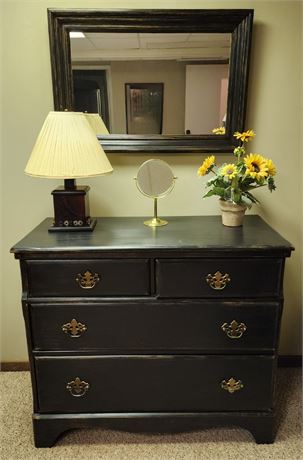 Dresser & Wall Mirror