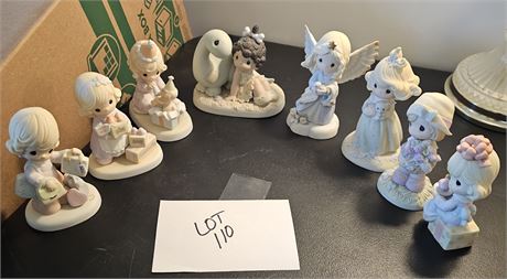 Lot of Mixed Precious Moments Figurines