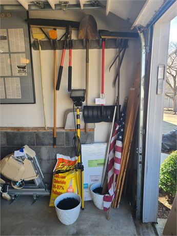 Garage Corner Cleanout:Garden Tools / Yard Tools / Flood Light / Planters & More