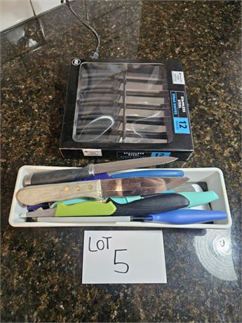 Mixed Kitchen Knife Lot