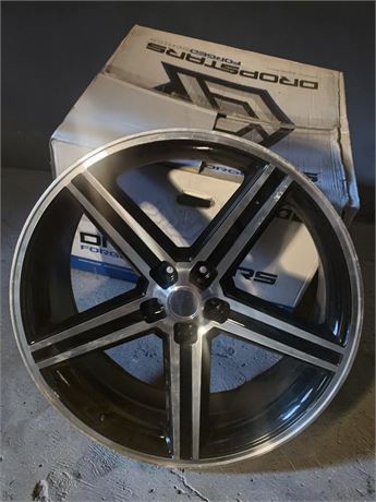 Dropstars Forged Series Wheel Rim W/Black & Machined Finish