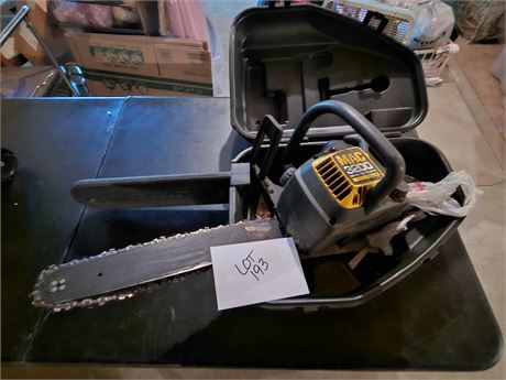 Mac 3200 Gas Chainsaw & Case