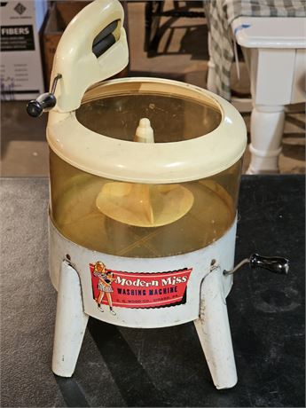 Modern Miss Child's Toy Washing Machine C.G. Wood Co.