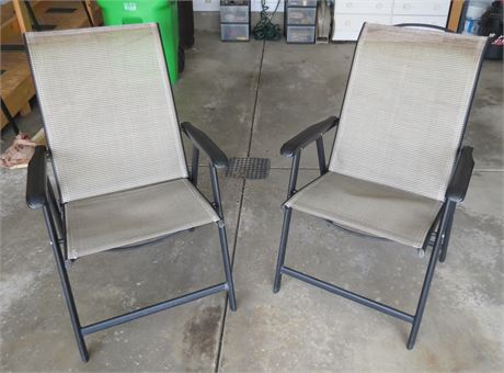 2 Outdoor Folding Chairs