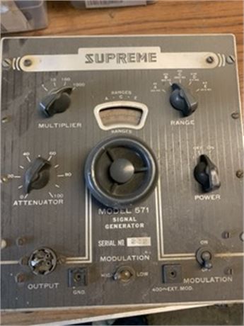 Vintage Supreme Model 571 Signal Generator