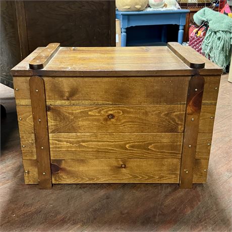 Vintage Hinged Top Wood Storage Chest w/ Rope Handles - 28 x 18 x 19.5