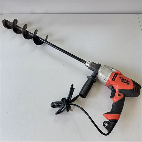 B&D 1/2" Heavy Duty Corded Drill w/ 22" x 3" Earth Auger Bit