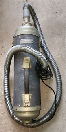 Royalaire Vac Cleaner