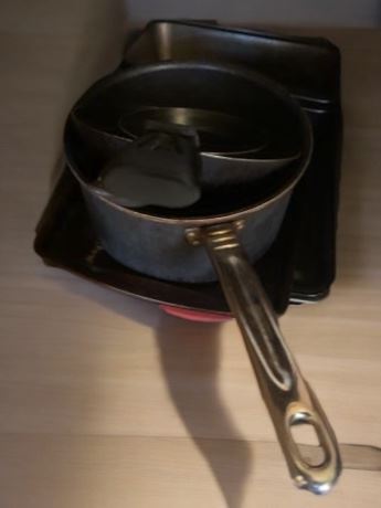 Kitchen Pan Lot