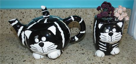 Chester The Cat Teapot & Mug
