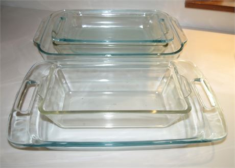 Pyrex Casserole Dishes