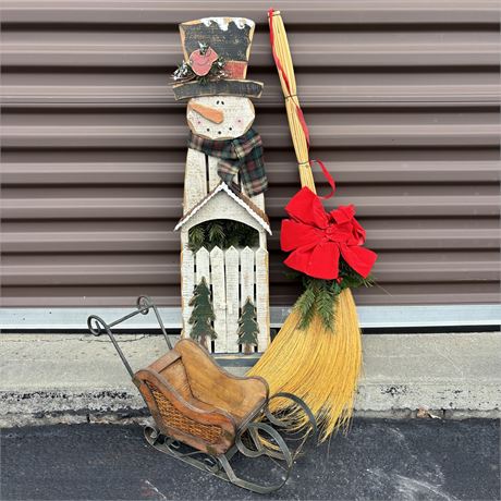 Rustic Holiday Decor - Snowman, Sleigh and Broom!