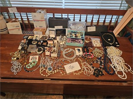 Large Mixed Costume Jewelry Lot:Joan Rivers/Rhinestone/Monet & Much More