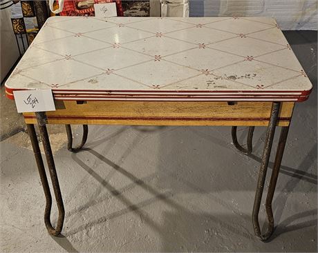 Antique White Top Red Rose Pattern Enamel Top Table With Metal Legs