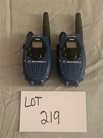 Talk About T5100 Walkie Talkies
