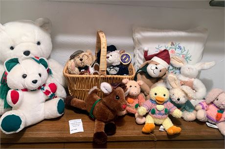 Dayton Hudson Company Santa Bear, Brass Button Bears, Crishna Playful Plushies