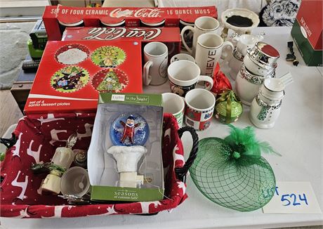 Mixed Christmas Lot : Coca-Cola Mugs / Plates & More