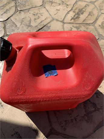 5 Gallon Red Plastic Gas Can