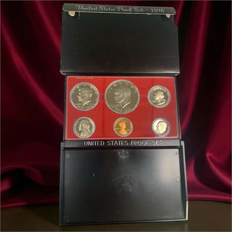 1976 United States Bicentennial Proof Set W/Special Dual Date On 3 Coins
