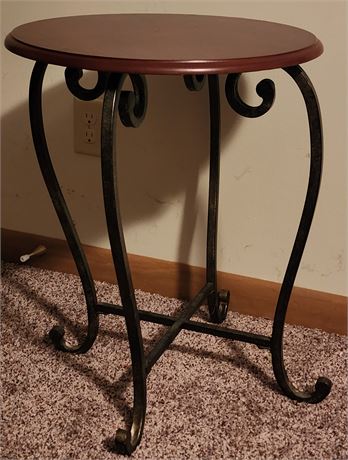 Small Wood/Metal Accent Table