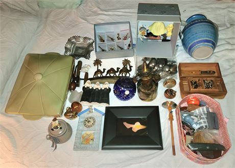 Various Knick-knacks