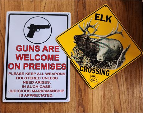 *NIB* Metal Hunting Signs (2)