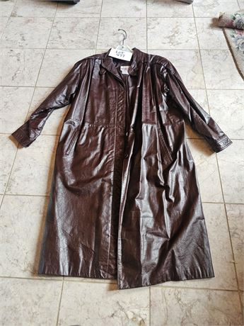 Classic Direction Ladies Cowhide Leather Full-Length Coat – Size Large – Mocha